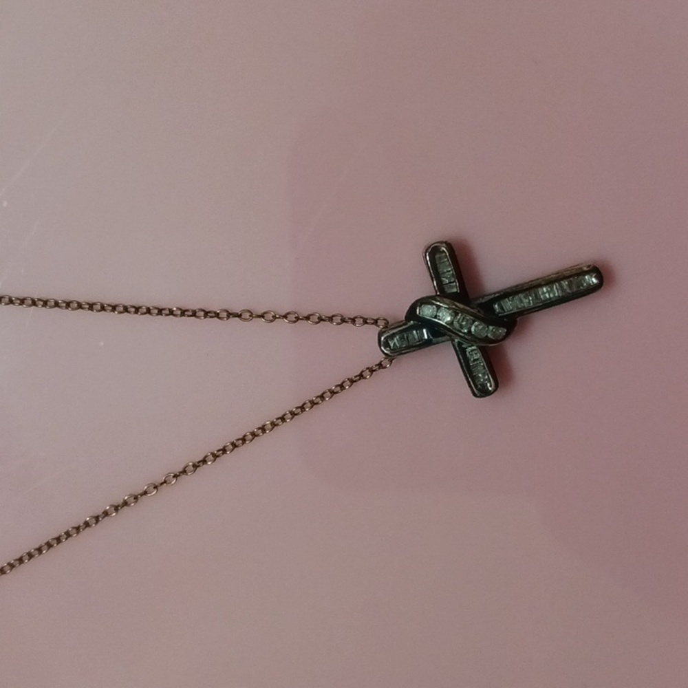 Macy's Diamond Cross18"Pendant Necklece(1/4ct. t.w)in14k Gold-plated Sterling SV - Picture 2 of 5